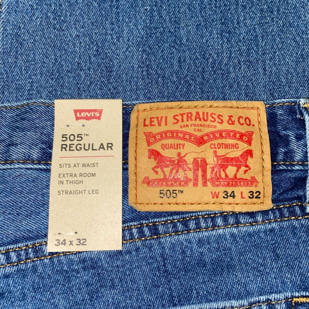 Levi’s straight leg denim jeans